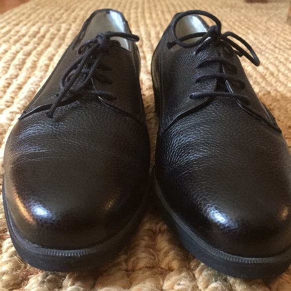 New Salvatore Ferragamo lace ups - Picture 2 of 8